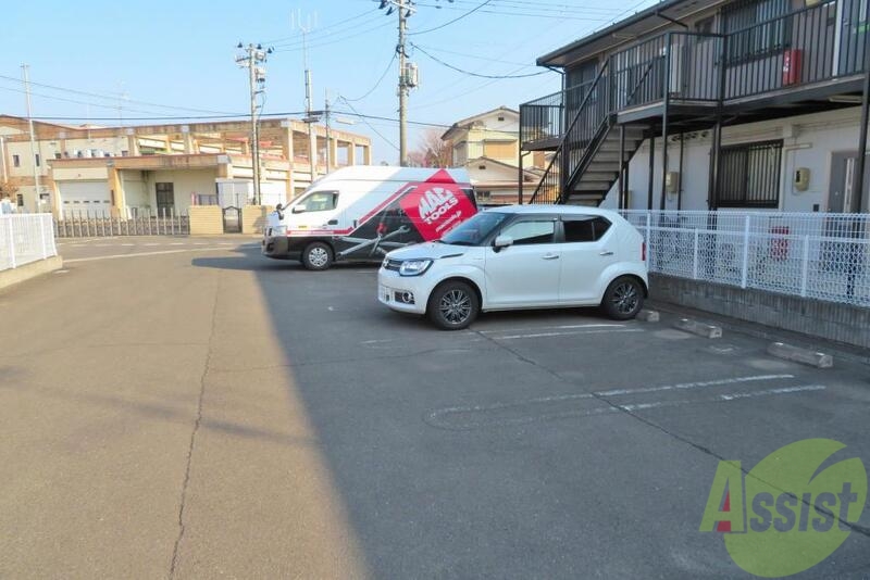 【仙台市太白区四郎丸のアパートの駐車場】