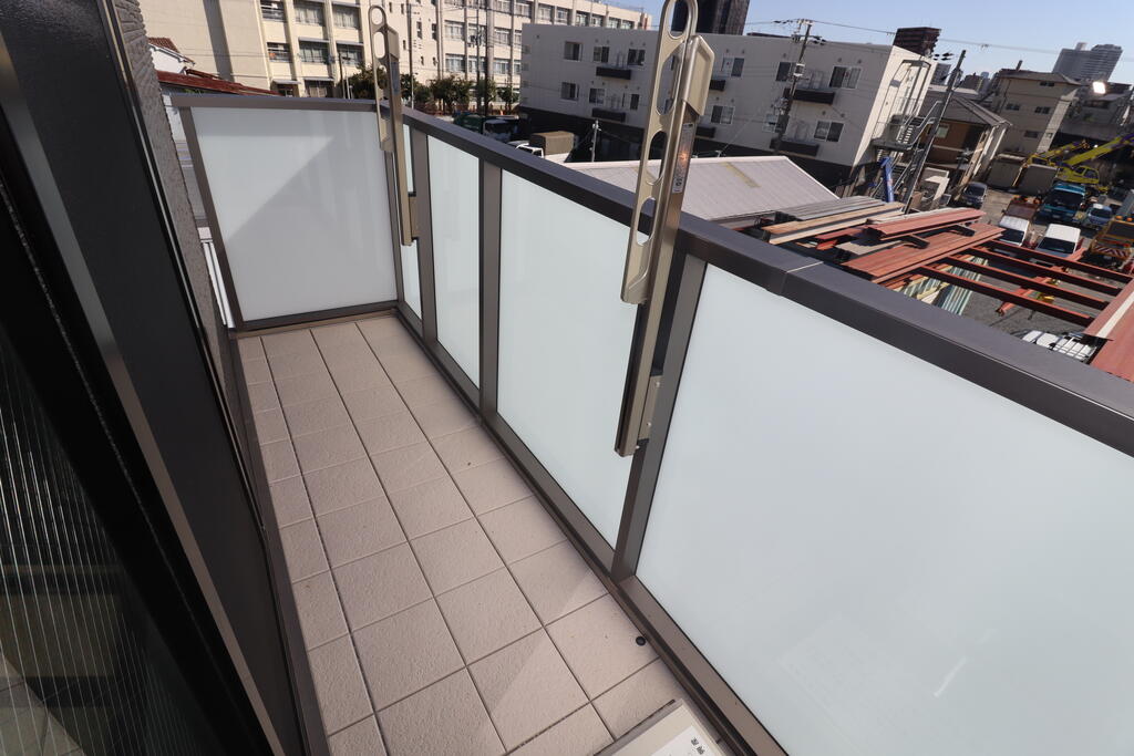 バルコニー　バルコニー