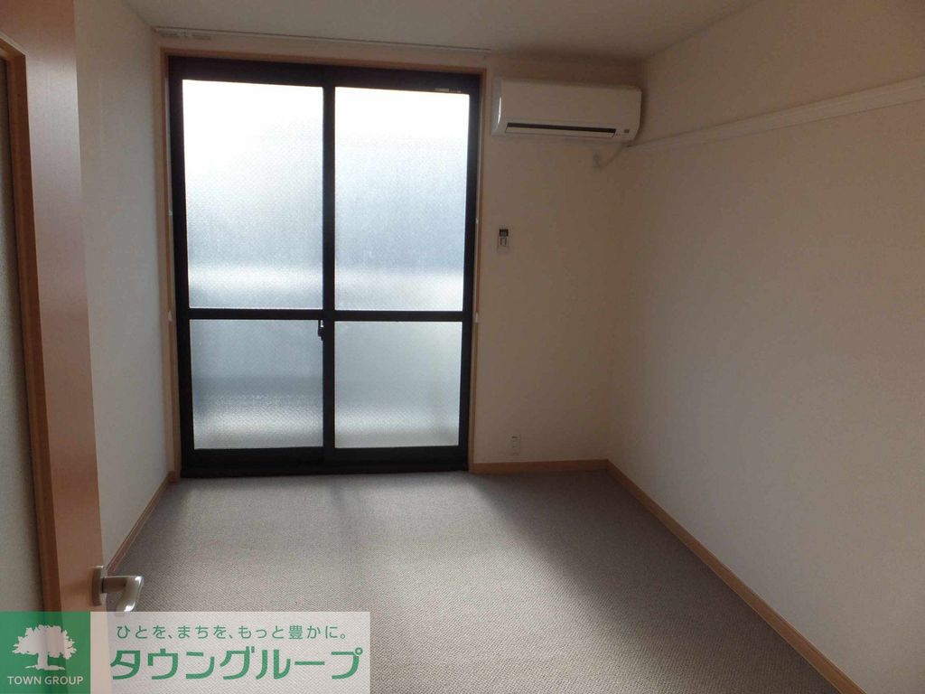 居室・リビング　同タイプ写真