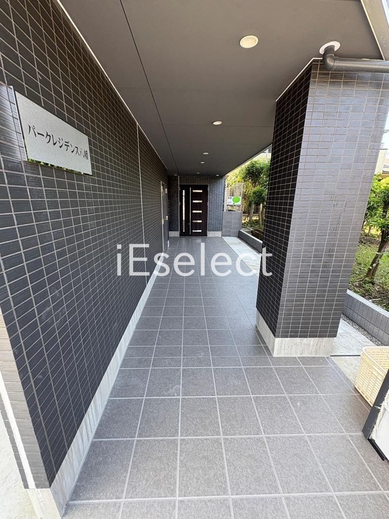 エントランス　お部屋へはこちらから。