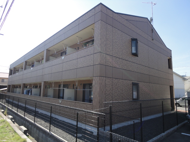 建物外観　外観写真（昼）