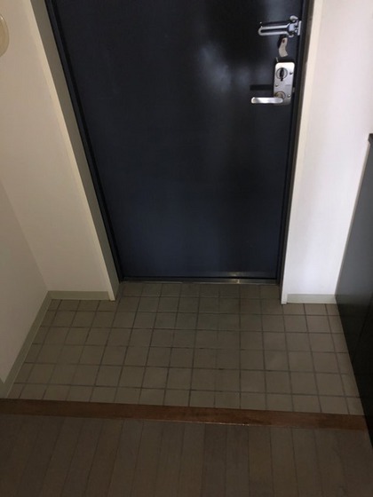 玄関　※別部屋の写真です