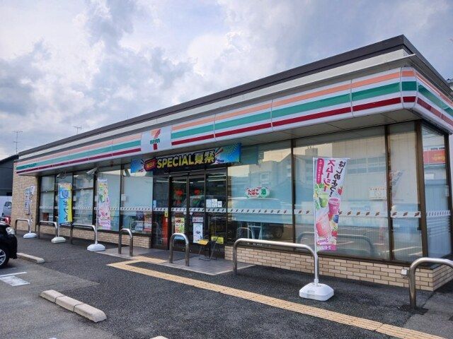コンビニ　セブンイレブン 長岡京開田１丁（コンビニ）まで450m