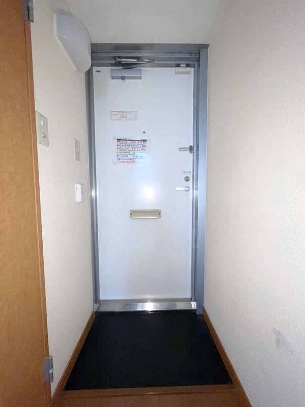 玄関　★見学希望等はタウンハウジング中央林間店までお気軽に♪★