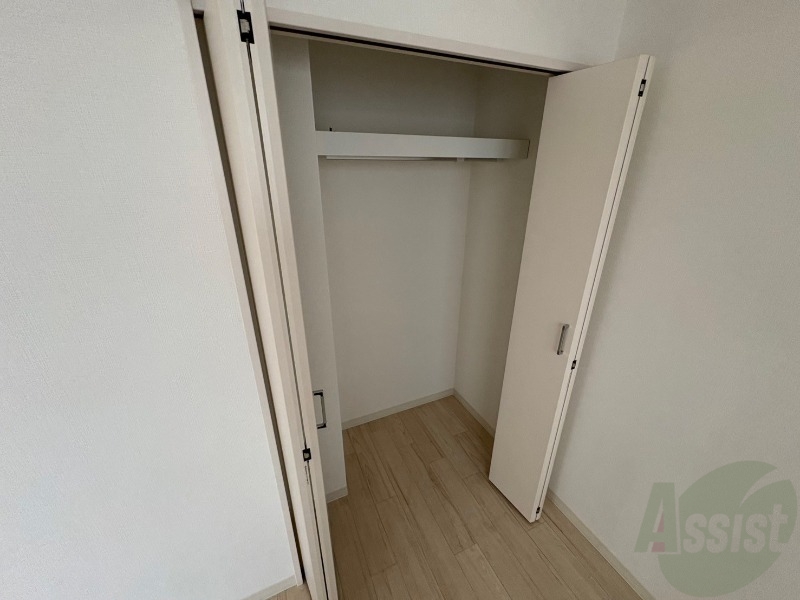 収納　寝室の収納です。部屋がすっきり片付きます。