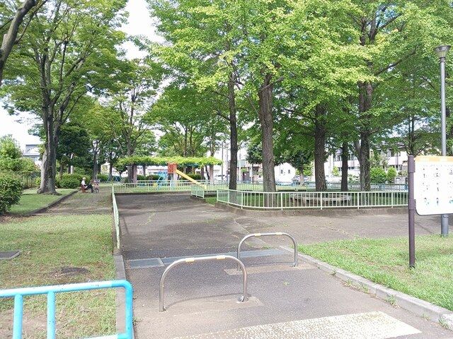 公園　足立区立上沼田第２公園（公園）まで15m