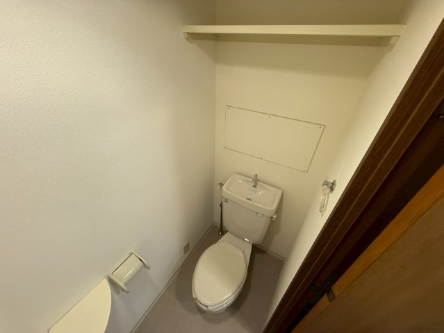 トイレ　メルベーユ神田