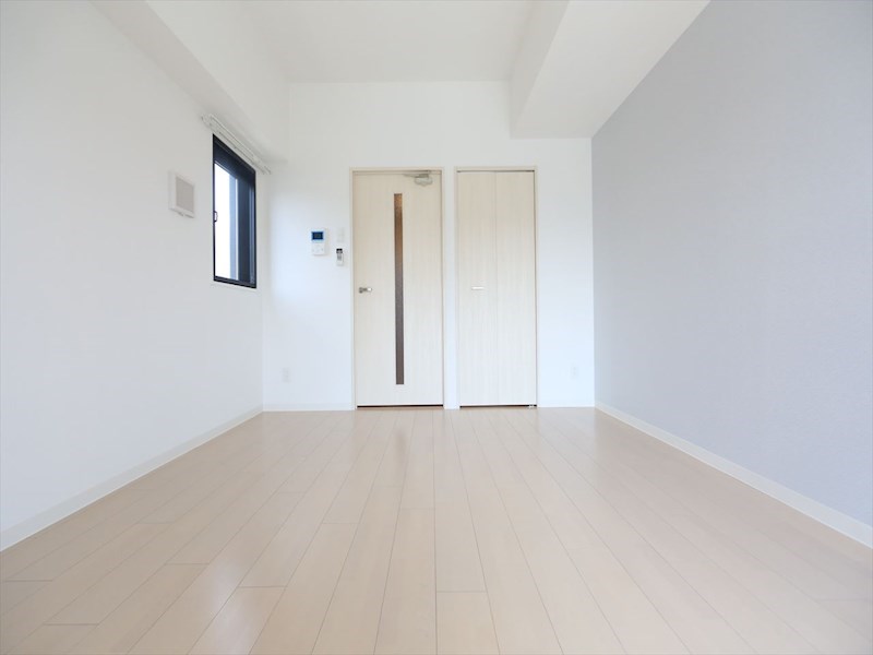 その他部屋・スペース　洋室8.3帖　ウォークインクローゼット付（収納充実してます）