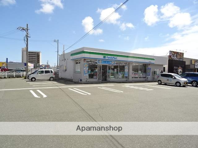コンビニ　ファミリーマート　浜松入野店（コンビニ）まで655m