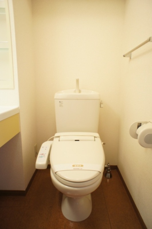 トイレ　図面と現状に相違がある場合には現状を優先