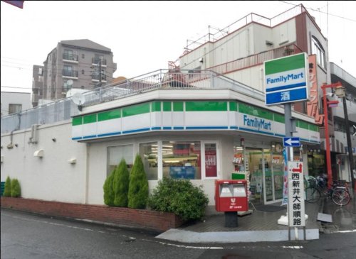 コンビニ　ファミリーマート 田口屋西新井大師店（コンビニ）まで271m