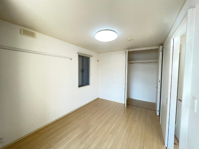 その他部屋・スペース　リビング横の洋間