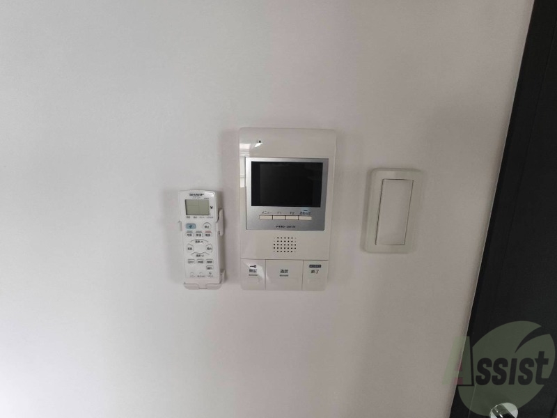 セキュリティ　ＴＶモニター付インターホンです。来客者の顔が見えるので安心！