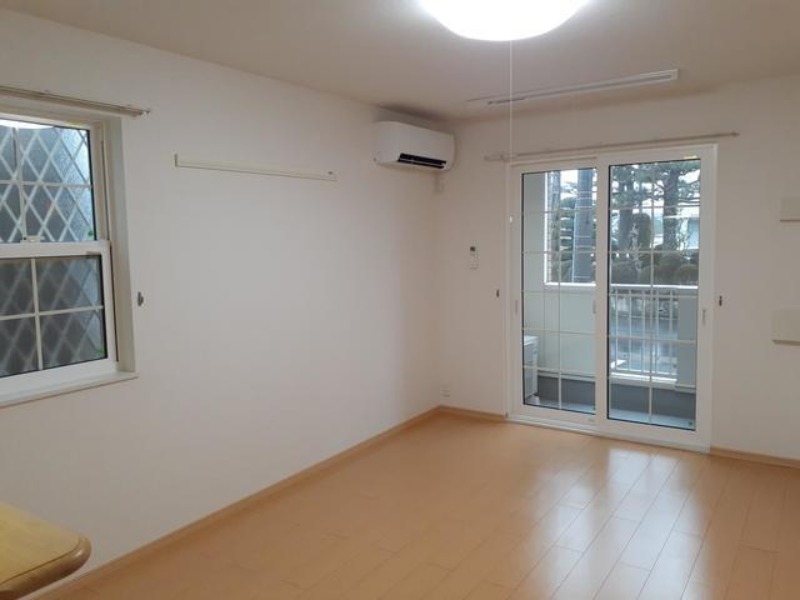 居室・リビング　図面と現状に相違がある場合には現状を優先