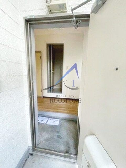 玄関　玄関です。