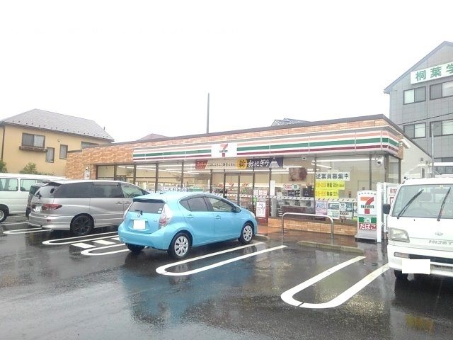 コンビニ　セブンイレブン（コンビニ）まで150m