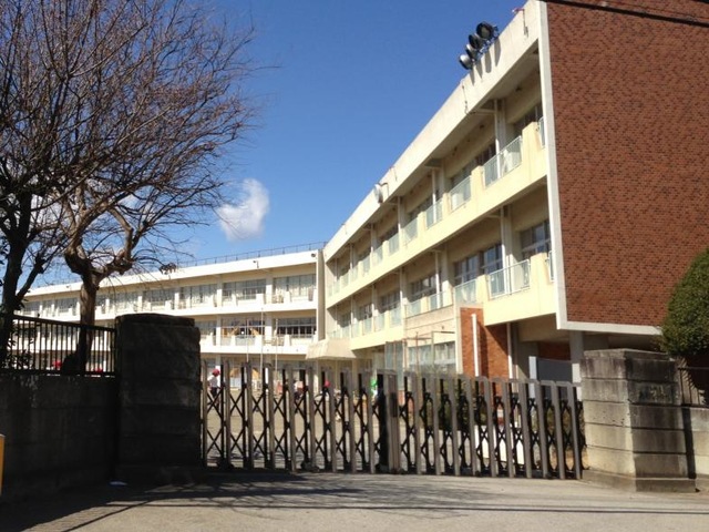 小学校　野木町立南赤塚小学校（小学校）まで1746m