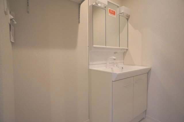 洗面設備　シャンプードレッサー