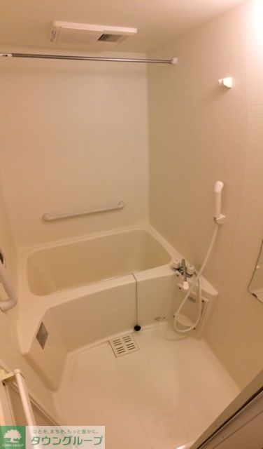 バス・シャワールーム　バス