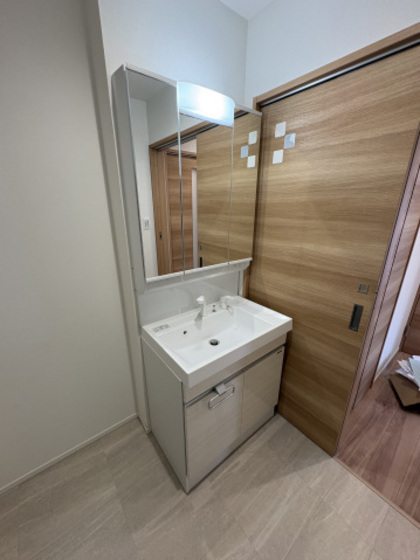 洗面設備　※別部屋の写真です