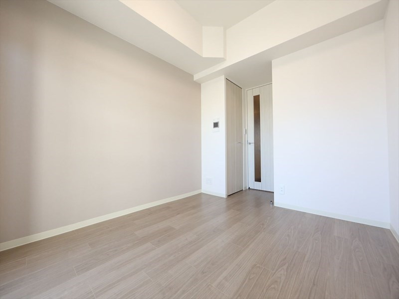 居室・リビング　洋室6.1帖　クローゼット付（収納充実してます）