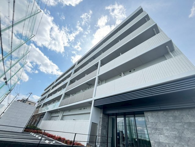 建物外観　詳細は、RISUMO江坂本店までお問合せください♪