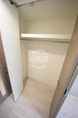 収納　プレサンス堺筋本町センティス　クローゼット