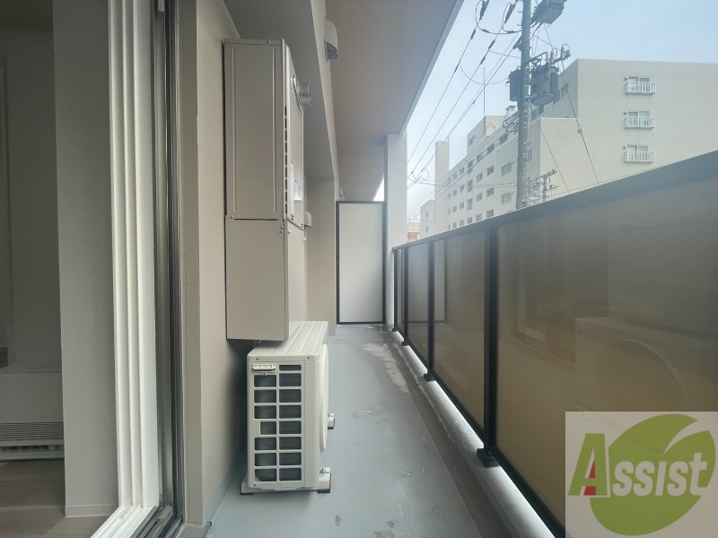 バルコニー　バルコニーです。洗濯物を干したり一息ついたりできますね！