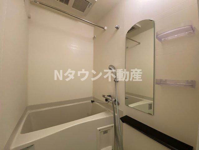 バス・シャワールーム　日々の疲れを癒すお風呂付です