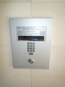 セキュリティ　落ち着いた玄関です