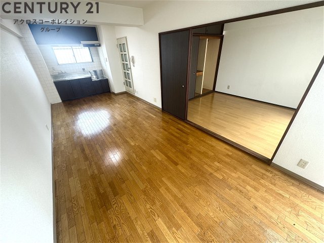 居室・リビング　広々としたリビングで使いやすいです！