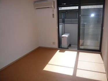 居室・リビング　６帖の洋室！！