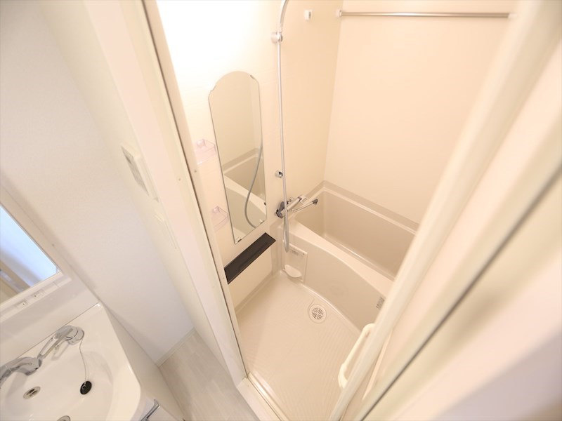 バス・シャワールーム　バスルーム　浴室暖房乾燥機付き