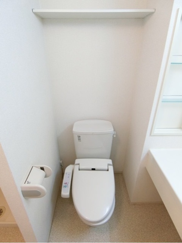 トイレ　図面と現状に相違がある場合には現状を優先