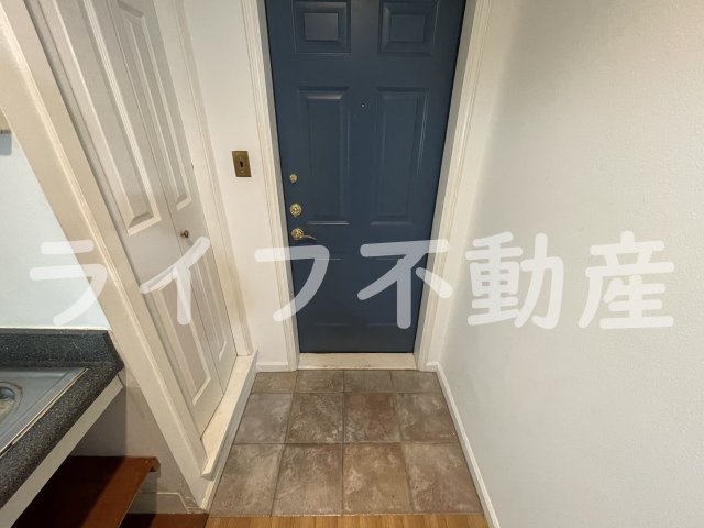 玄関　落ち着いた玄関です