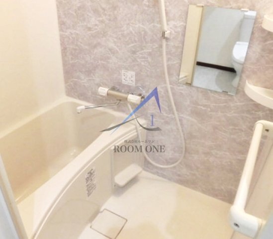 バス・シャワールーム　お風呂です。