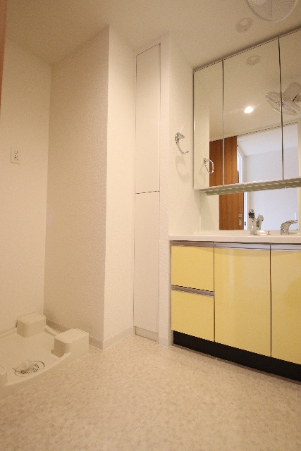 洗面設備　※別室の参考写真の為、現況優先です。