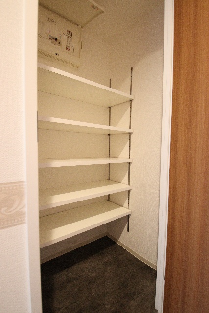 収納　※別室の参考写真の為、現況優先です。