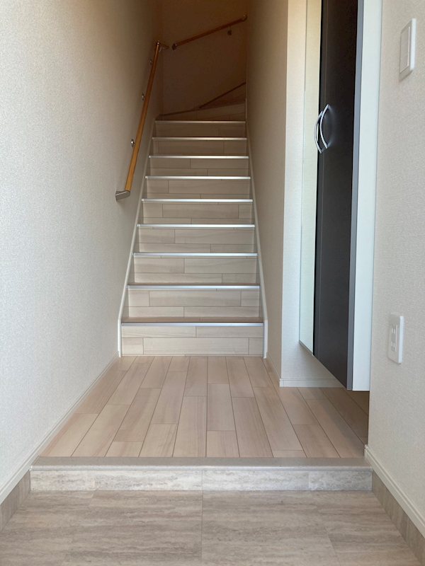 玄関　同型シリーズ