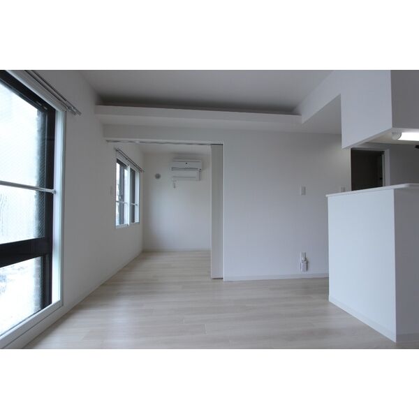 居室・リビング　リビングルーム