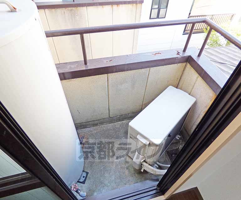 バルコニー　広々としたバルコニーです。