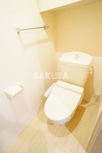 トイレ　嬉しい温水洗浄便座♪