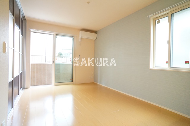 居室・リビング　使いやすい形の為、レイアウトを楽しめます♪