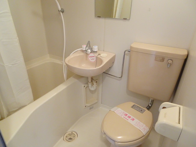 バス・シャワールーム　★バスルーム★※同タイプ参考写真