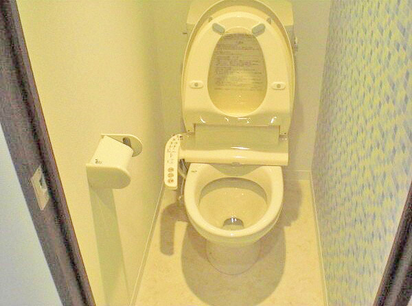 トイレ　☆ウォシュレット完備☆