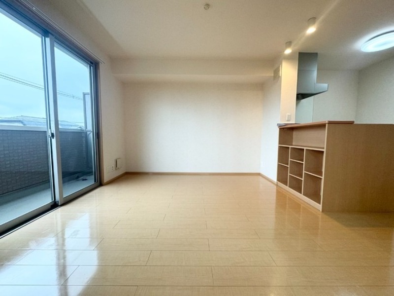 居室・リビング　図面と現状に相違がある場合には現状を優先