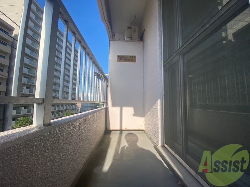 バルコニー　バルコニーが付いていますので一息ついてみてはいかがですか。