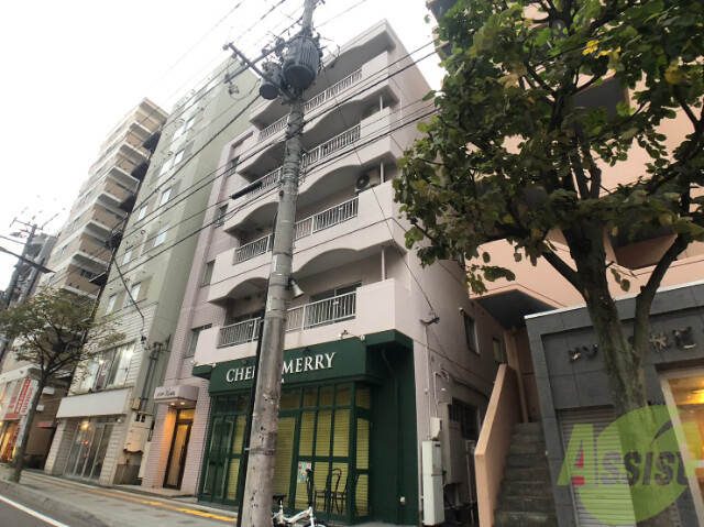 建物外観　札幌市北区北１７条西「メゾンドマム」