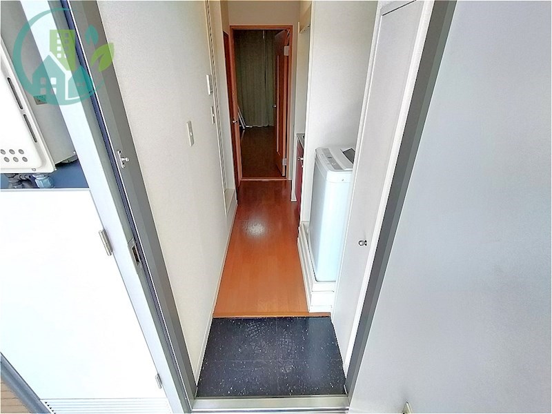 玄関　レオパレスルコントワールII（家具・家電付、仲介手数料不要）