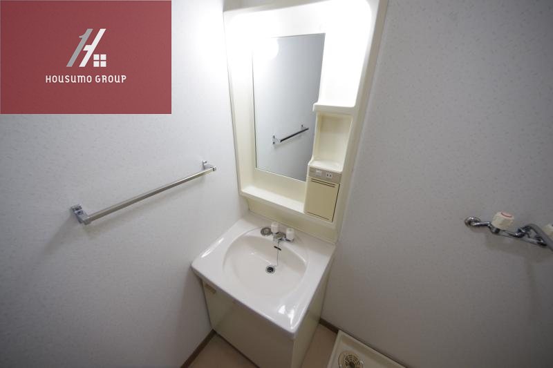 洗面設備　独立洗面化粧台付き